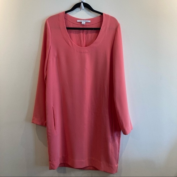 DIANE VON FURSTENBERG Sz 10 Scoop Neck Column Style Shift Tunic Dress - Picture 1 of 10